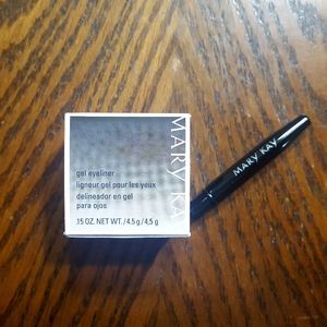 SOLD - Mary Kay Gel liner